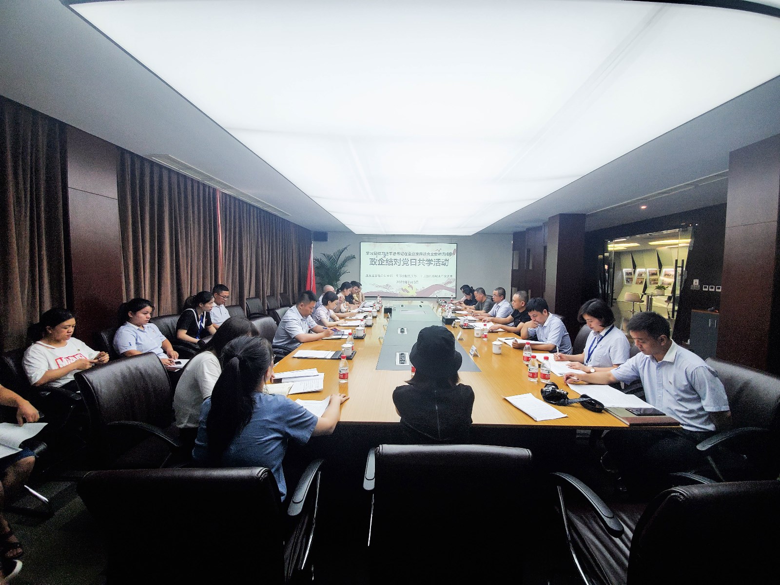 1597107779794753.jpg 1597107779794753.jpg