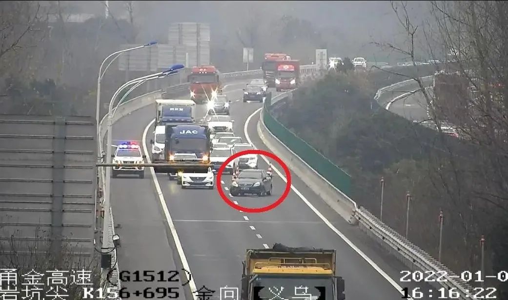 1673313797552657.jpg 640.jpg